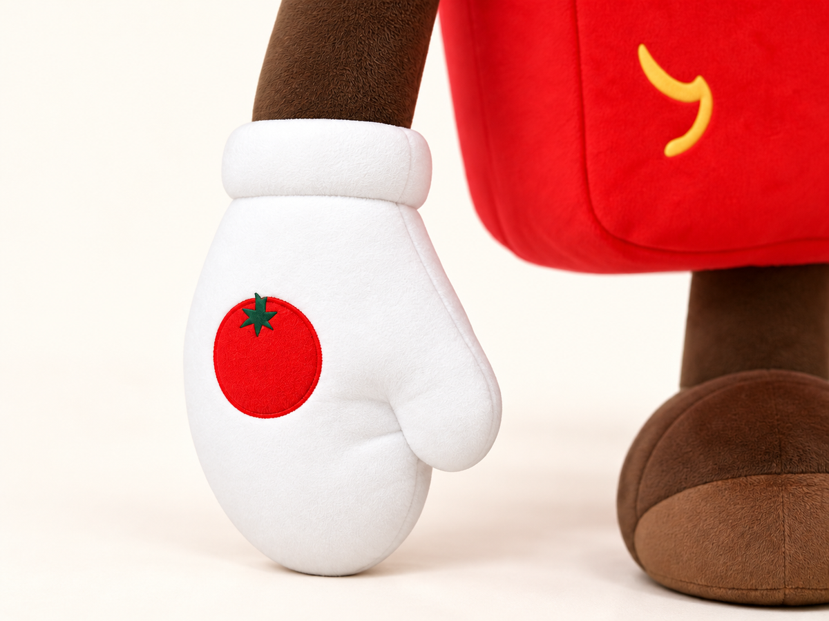 Tomato details on TOMIMI gloves